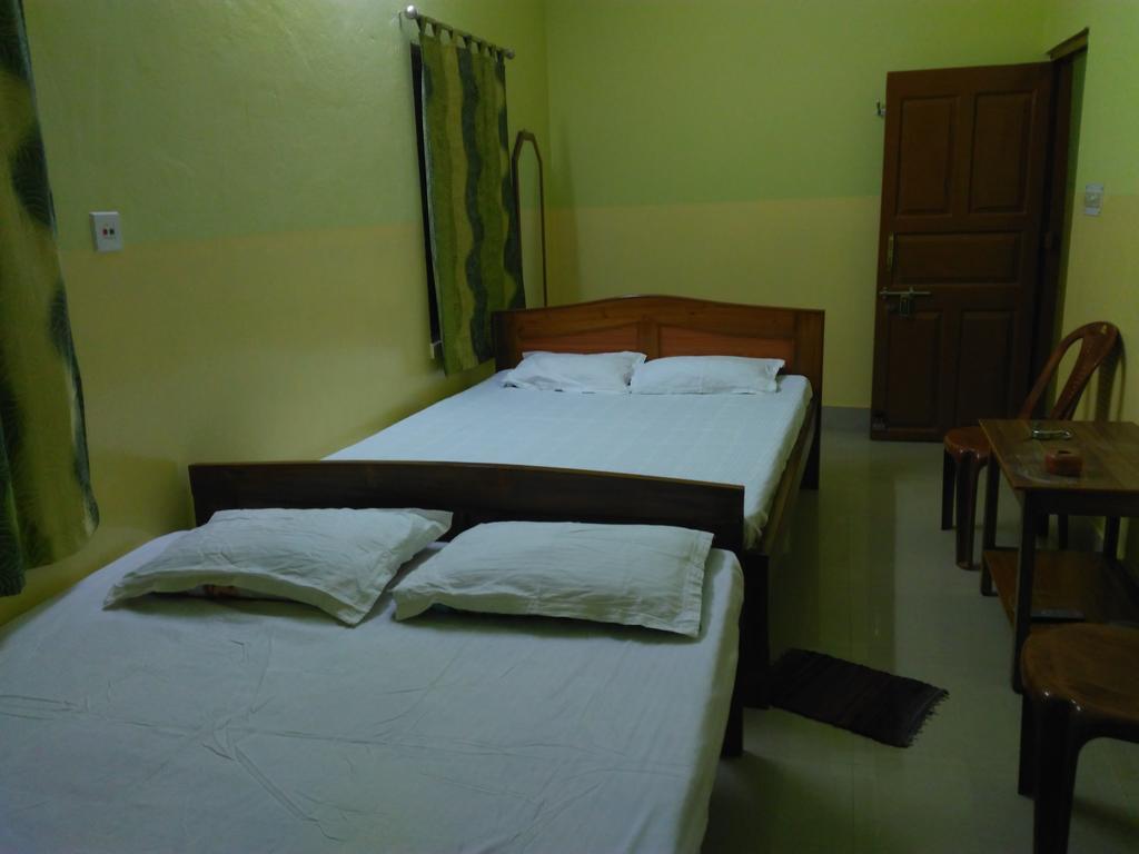 India Tours Only Kavita Guest House 博尔普尔 外观 照片